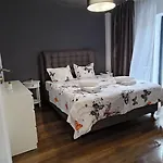 Aarbor Forest Apartment Brasov
